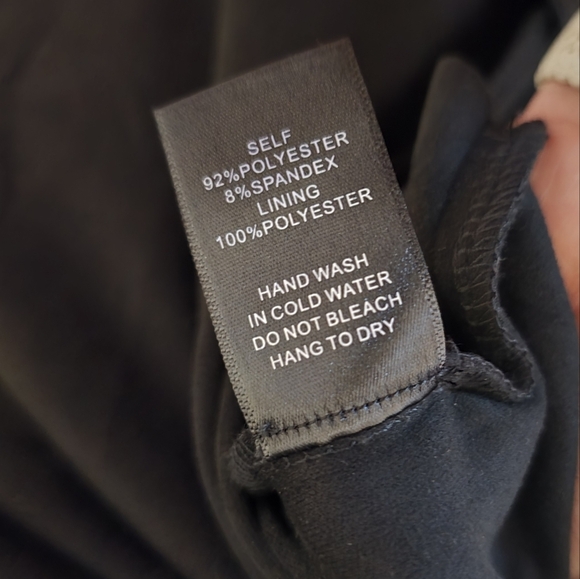 Joh | Small | Aurora Suede Round Neck with Pockets - Picture 7 of 11